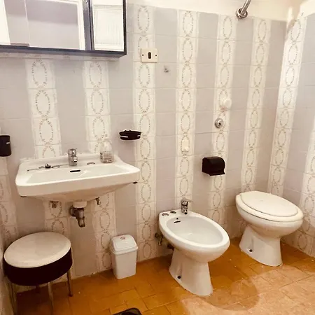 Scauri Apartment
